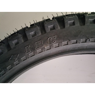 Neumático IRC GP-1 3.00x18 - Imagen 1