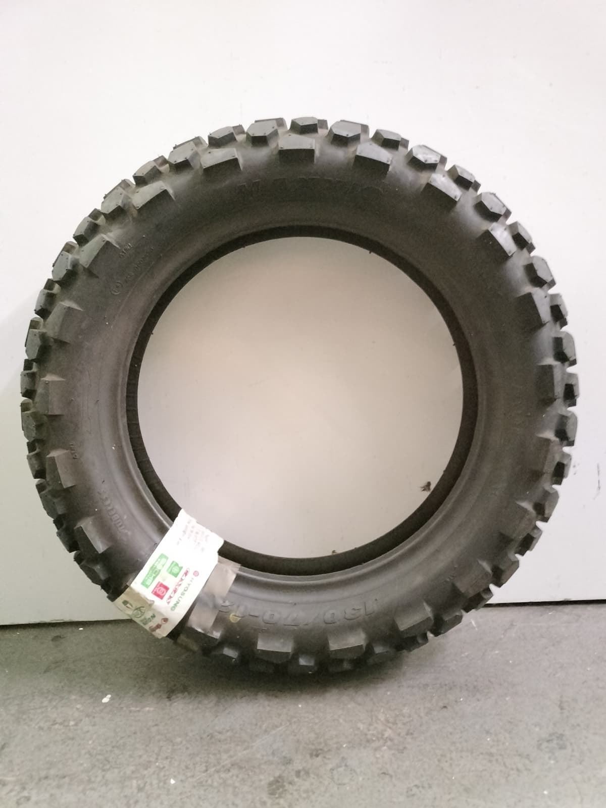 Neumático Maxxis 130/70-12 56J - Imagen 2