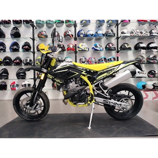 SWM SM 125 R amarilla - Imagen 2